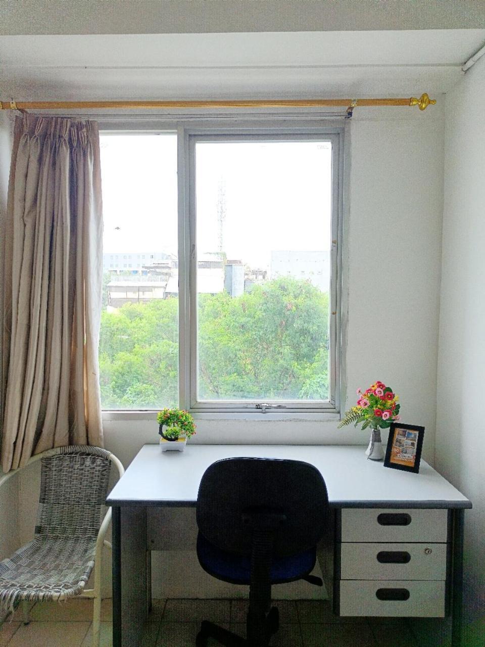 Cozy Studio Room Apartemen Centro City By Nusalink Jakarta Buitenkant foto